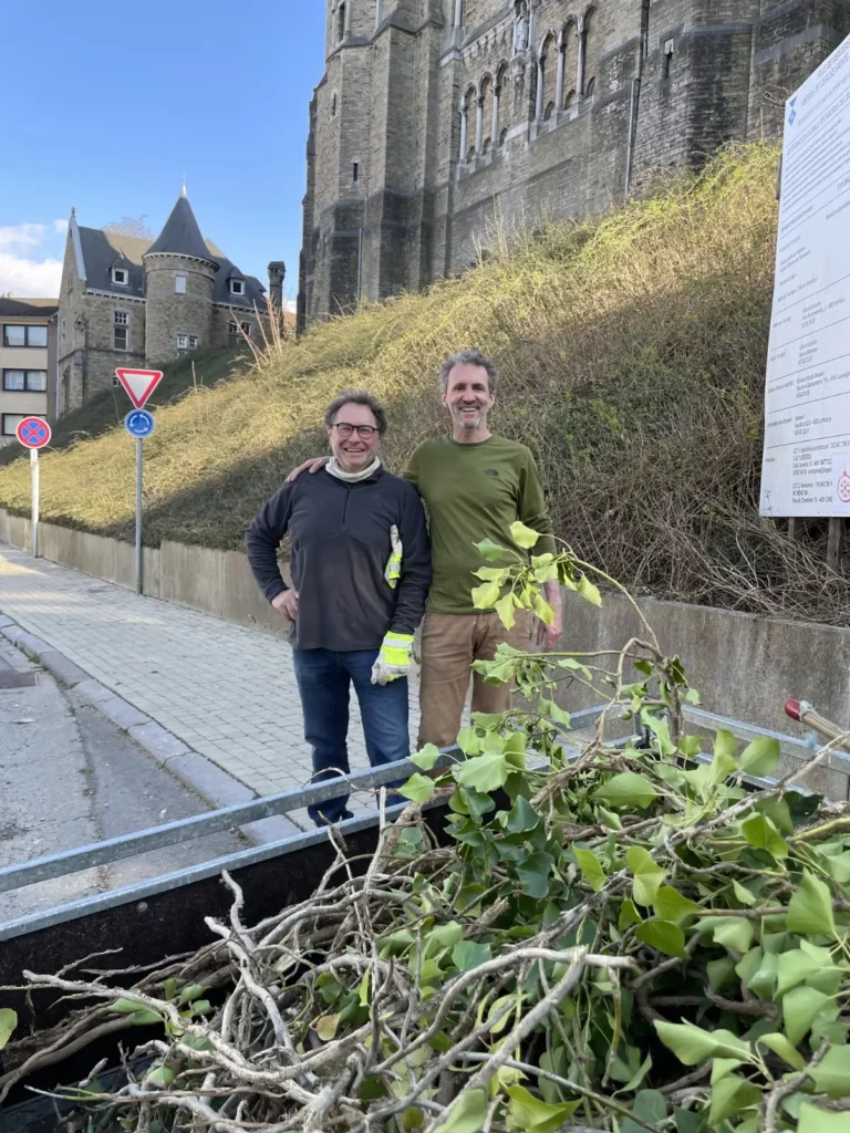 Le Comité culturel et la Fabrique de Sainte-Julienne, avec l'aide des Voisins des Boulevards, organisent un grand nettoyage de printemps le samedi 21 mars dès 10h. - chasse aux poussieres 2026 ste julienne verviers 1