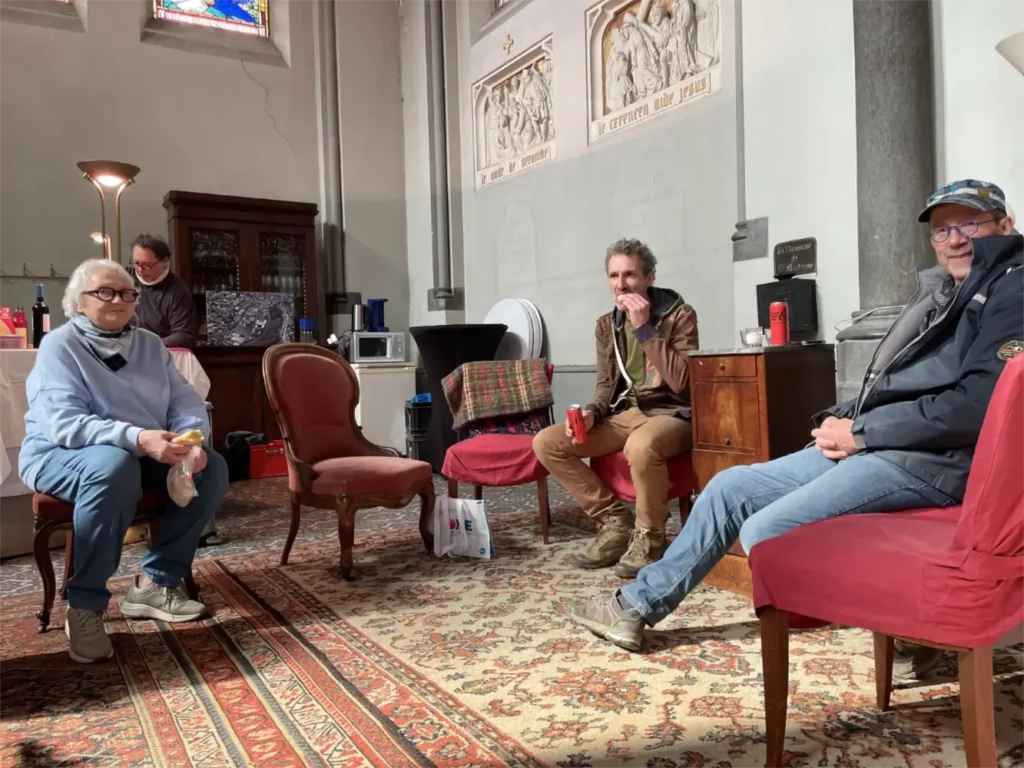 Le Comité culturel et la Fabrique de Sainte-Julienne, avec l'aide des Voisins des Boulevards, organisent un grand nettoyage de printemps le samedi 21 mars dès 10h. - chasse aux poussieres 2026 ste julienne verviers 11