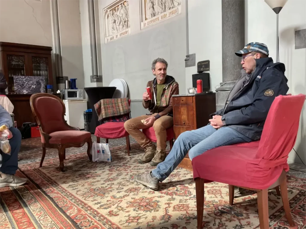 Le Comité culturel et la Fabrique de Sainte-Julienne, avec l'aide des Voisins des Boulevards, organisent un grand nettoyage de printemps le samedi 21 mars dès 10h. - chasse aux poussieres 2026 ste julienne verviers 15